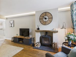 Sitting Room- click for photo gallery